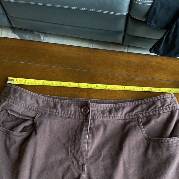 CACHE CREEK Dark Brown Capris Size 14 - Picture 8 of 11